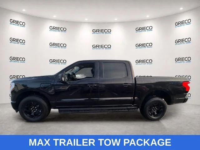 Used 2025 Black Metallic Ford XLT image 32