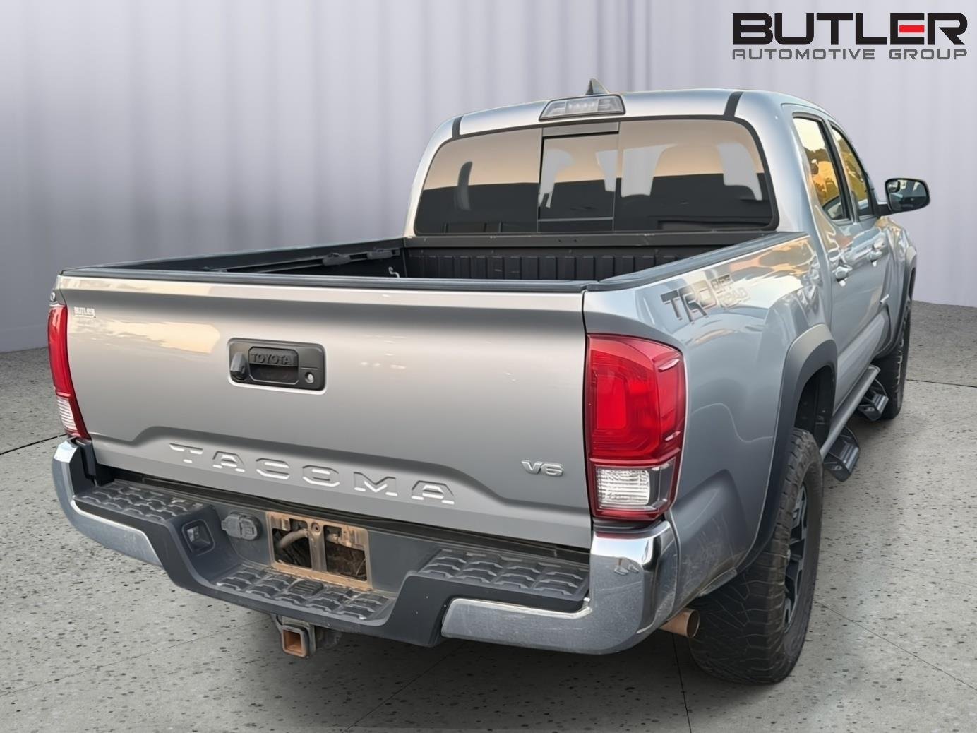 Used 2017 Silver Sky Metallic Toyota TRD Off-Road image 10