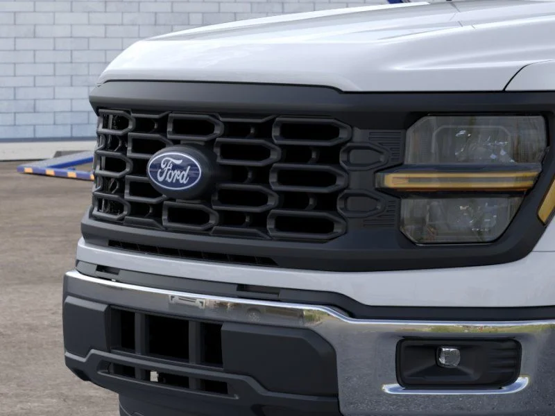New 2026 Oxford White Ford XL image 18