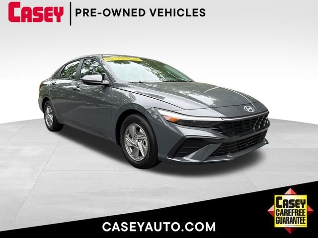 Used 2026 Gray Hyundai SE image 1