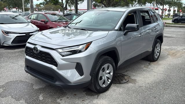 2025 Toyota RAV4 3