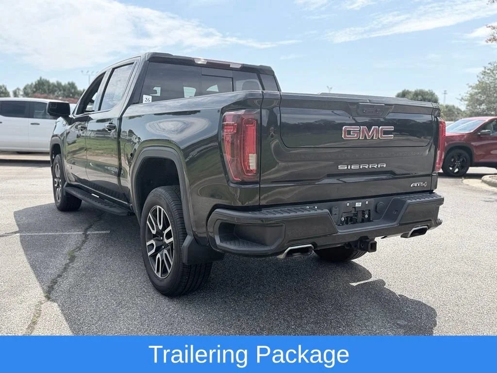 Used 2022 Onyx Black GMC AT4 image 9