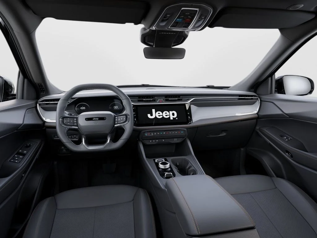 New 2026 Diamond Black Crystal Pearl-Coat Exterior Paint Jeep Limited image 16