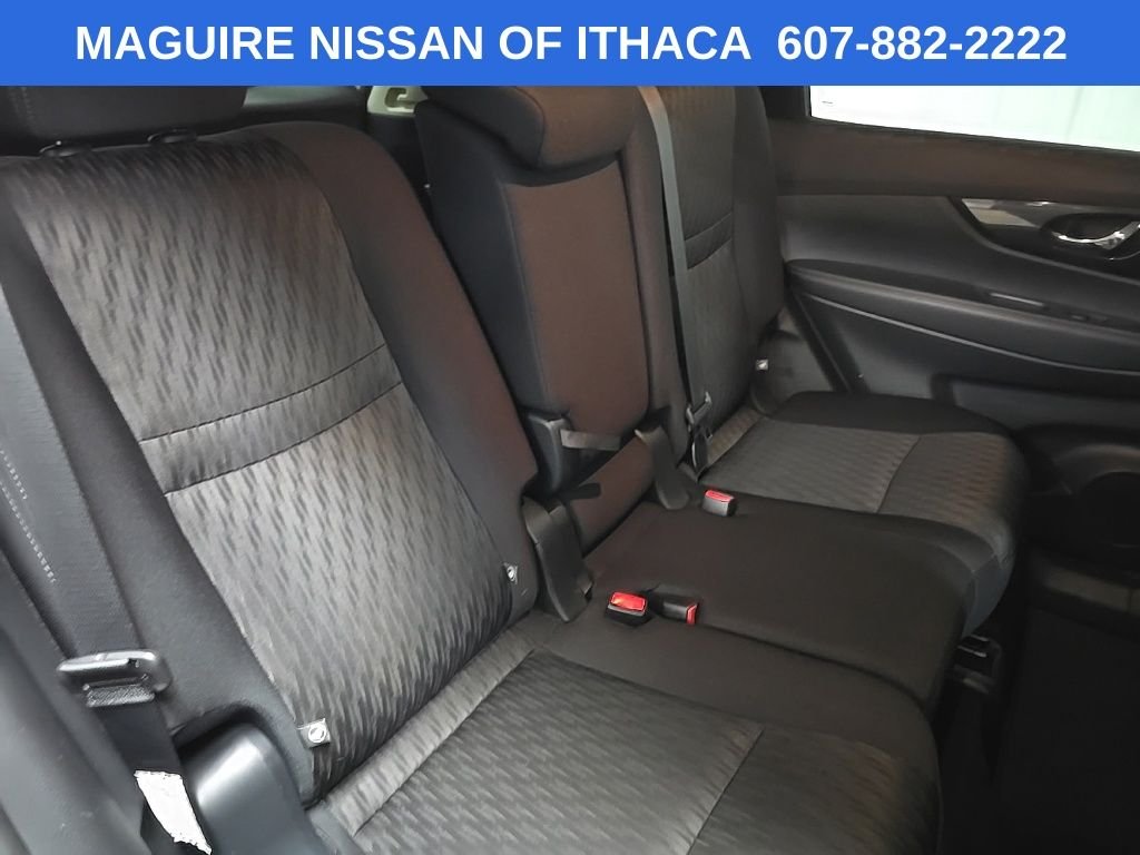 Used 2018 Silver Nissan SV image 16