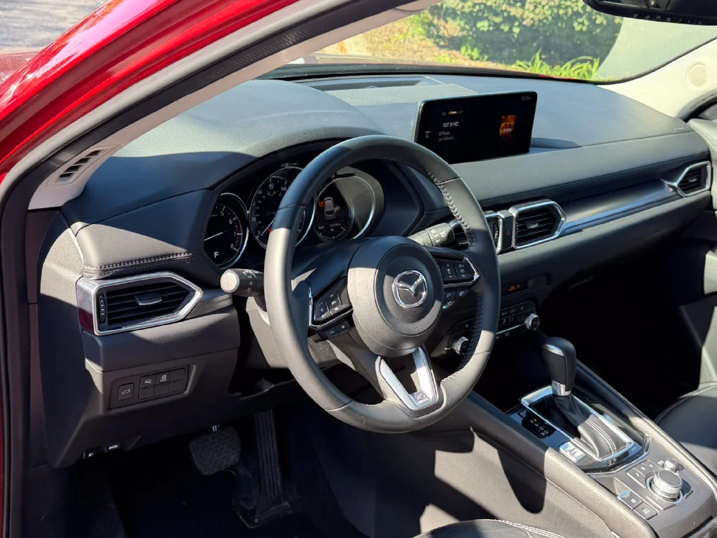 2025 Mazda CX-5 S Preferred package - Photo 27