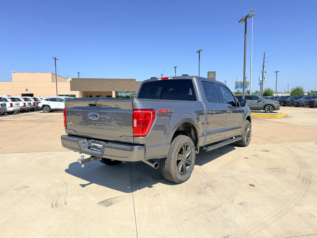 Used 2022 Carbonized Gray Metallic Ford XLT image 6