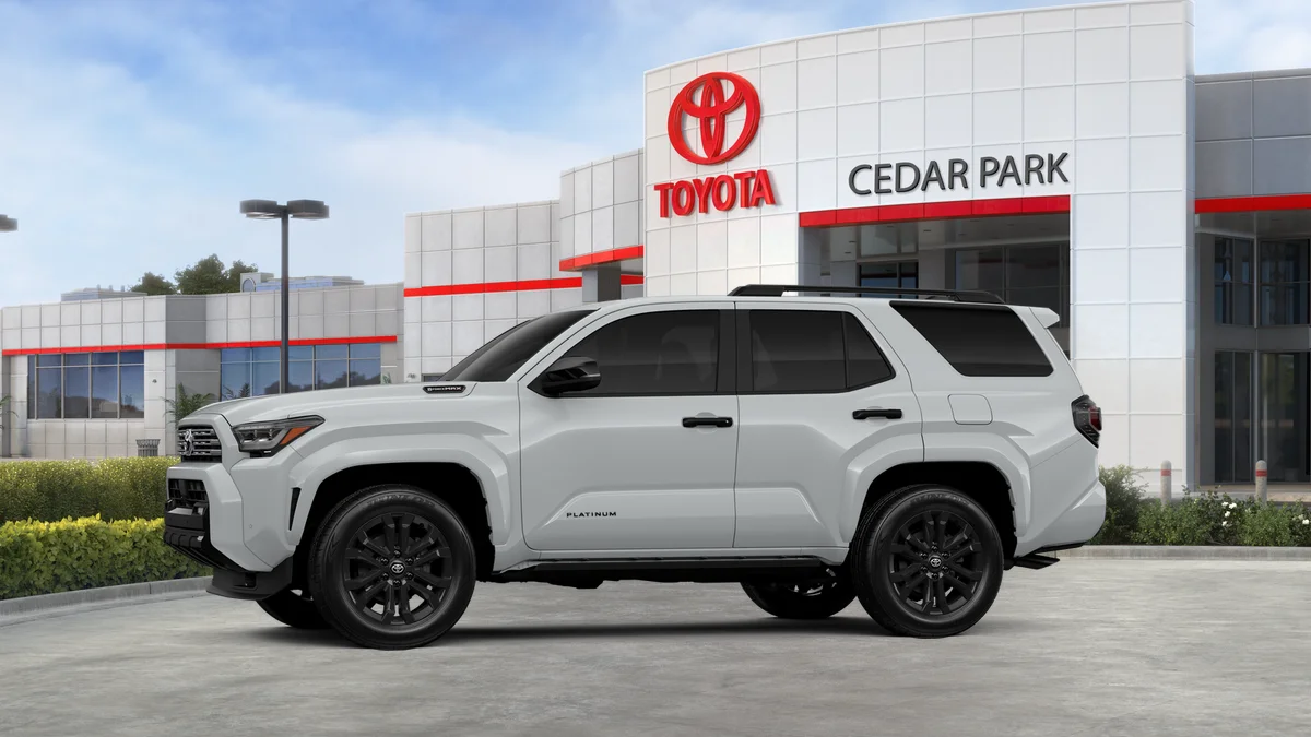 New 2026 Wind Chill Pearl Toyota Platinum image 3
