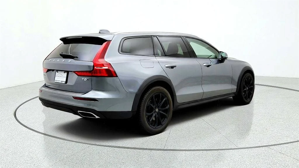 Used 2021 Osmium Grey Metallic Volvo T5 AWD w/ Climate Package & 19
