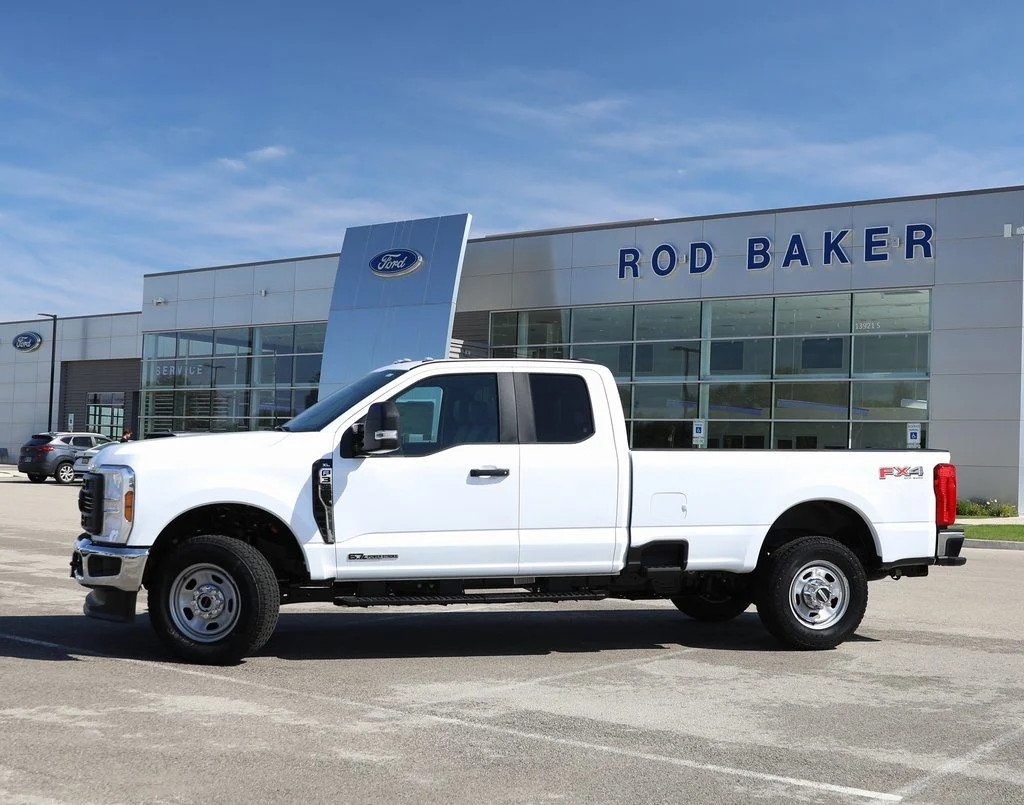 2026 Ford F-350 XL 4x4 SuperCab 8' Box SRW's photo