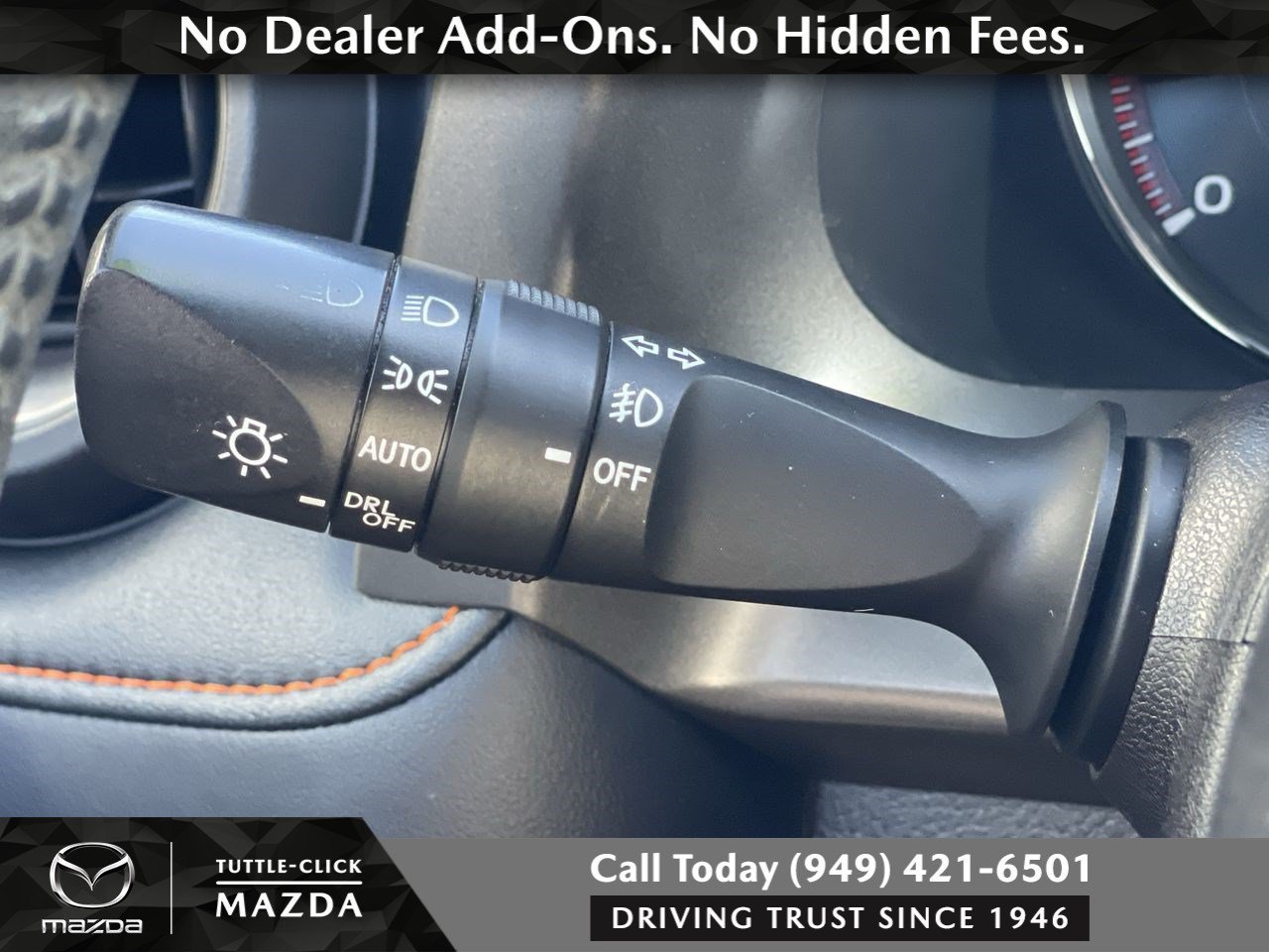 Used 2016 MAGNETIC GRAY MET Toyota SE image 25