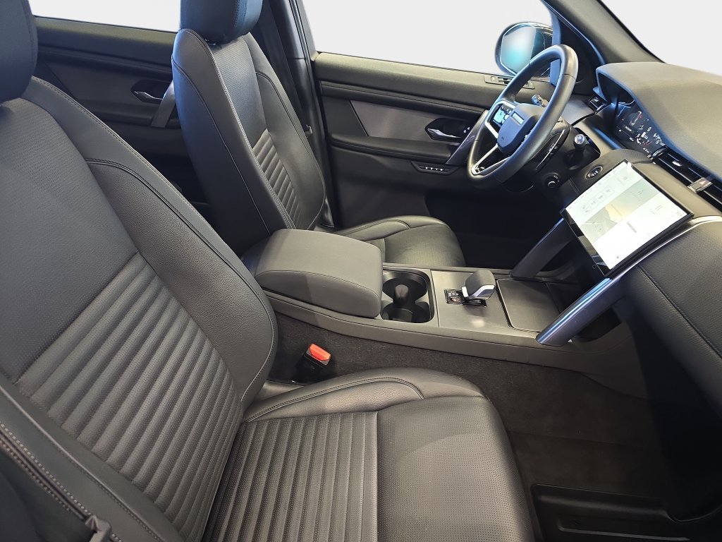 Certified Used 2025 Black Land Rover SE image 12