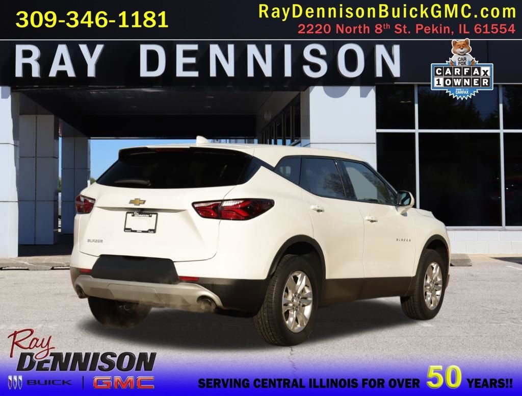 Used 2021 Summit White Chevrolet 1LT image 7
