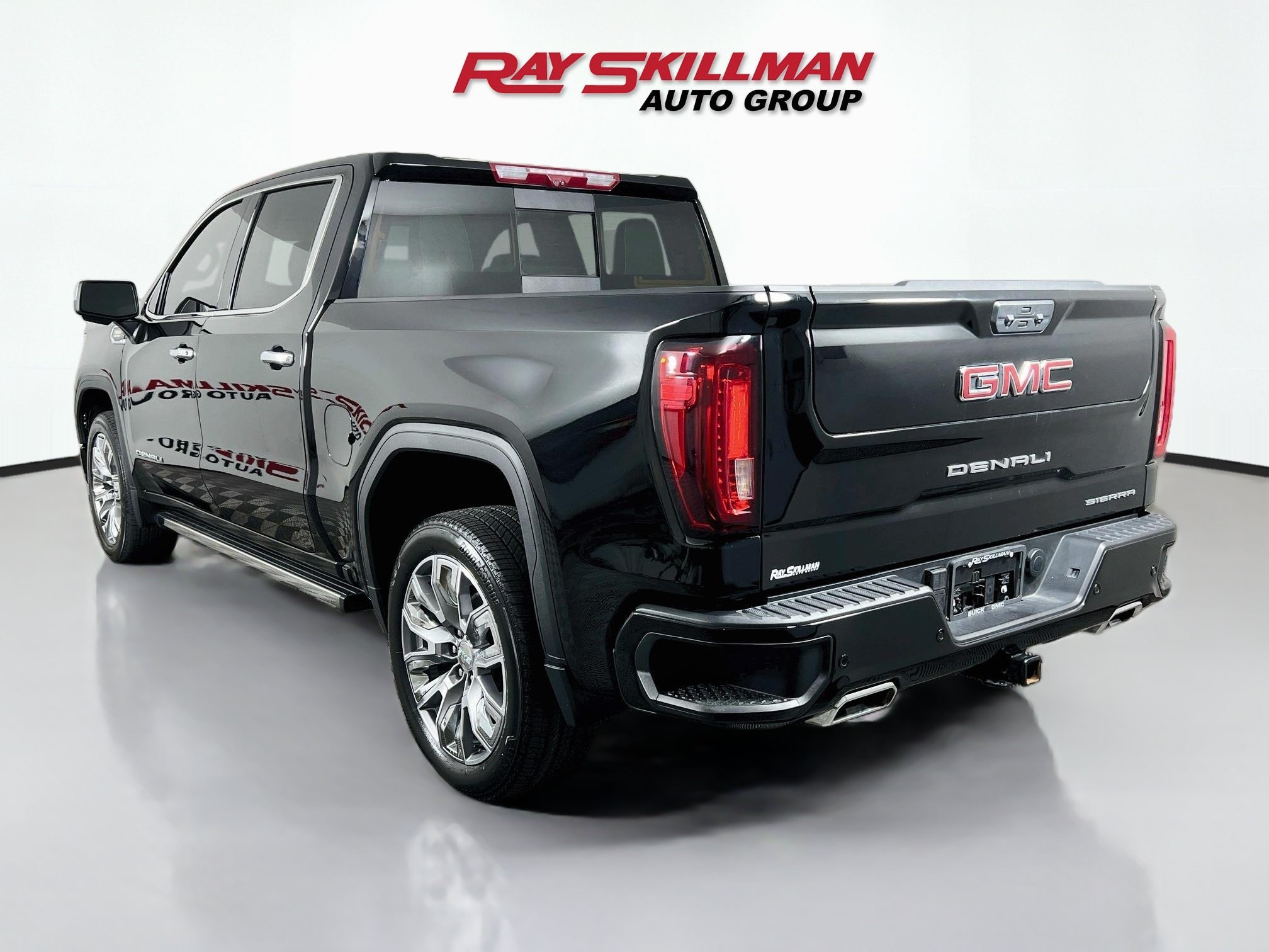 Used 2026 Onyx Black GMC DENALI image 5