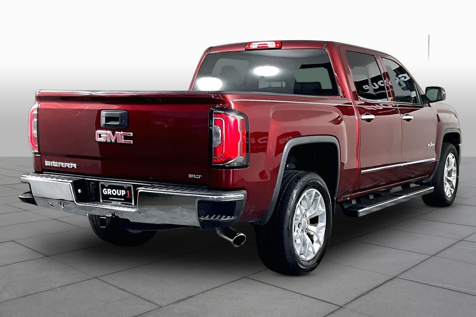 Used 2017 CRIMSON RED TINTCOAT GMC SLT image 12