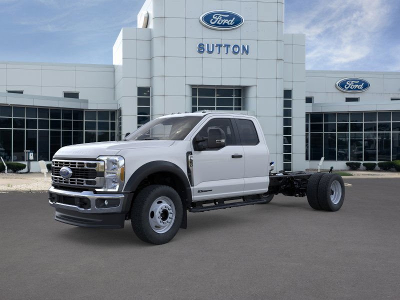 New 2025 Oxford White Ford F-550® XL image 24