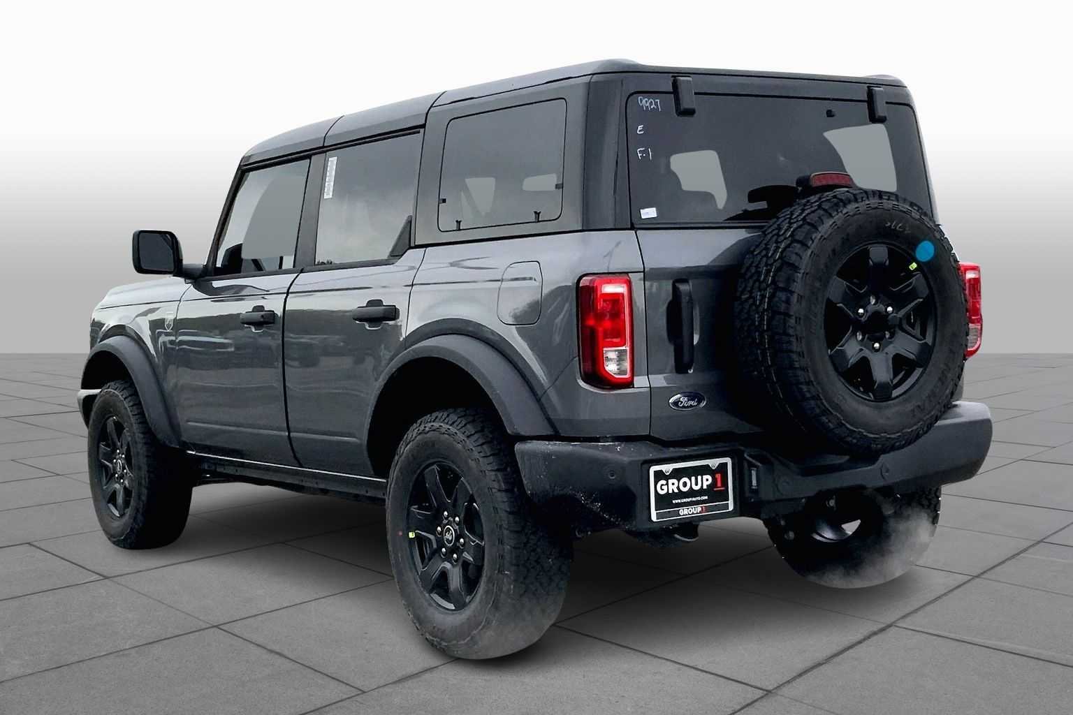 New 2025 Carbonized Gray Metallic Ford Big Bend® image 9