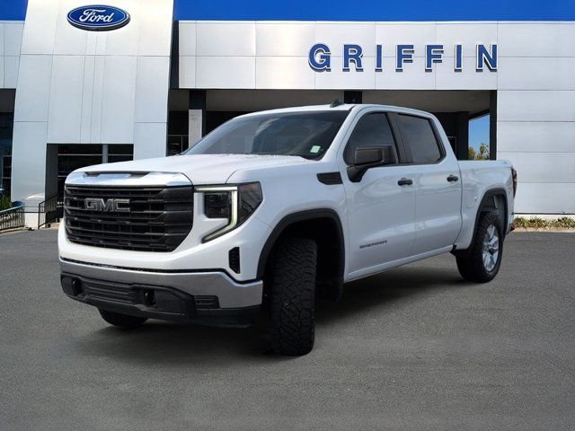 Used 2024 White GMC Pro image 11