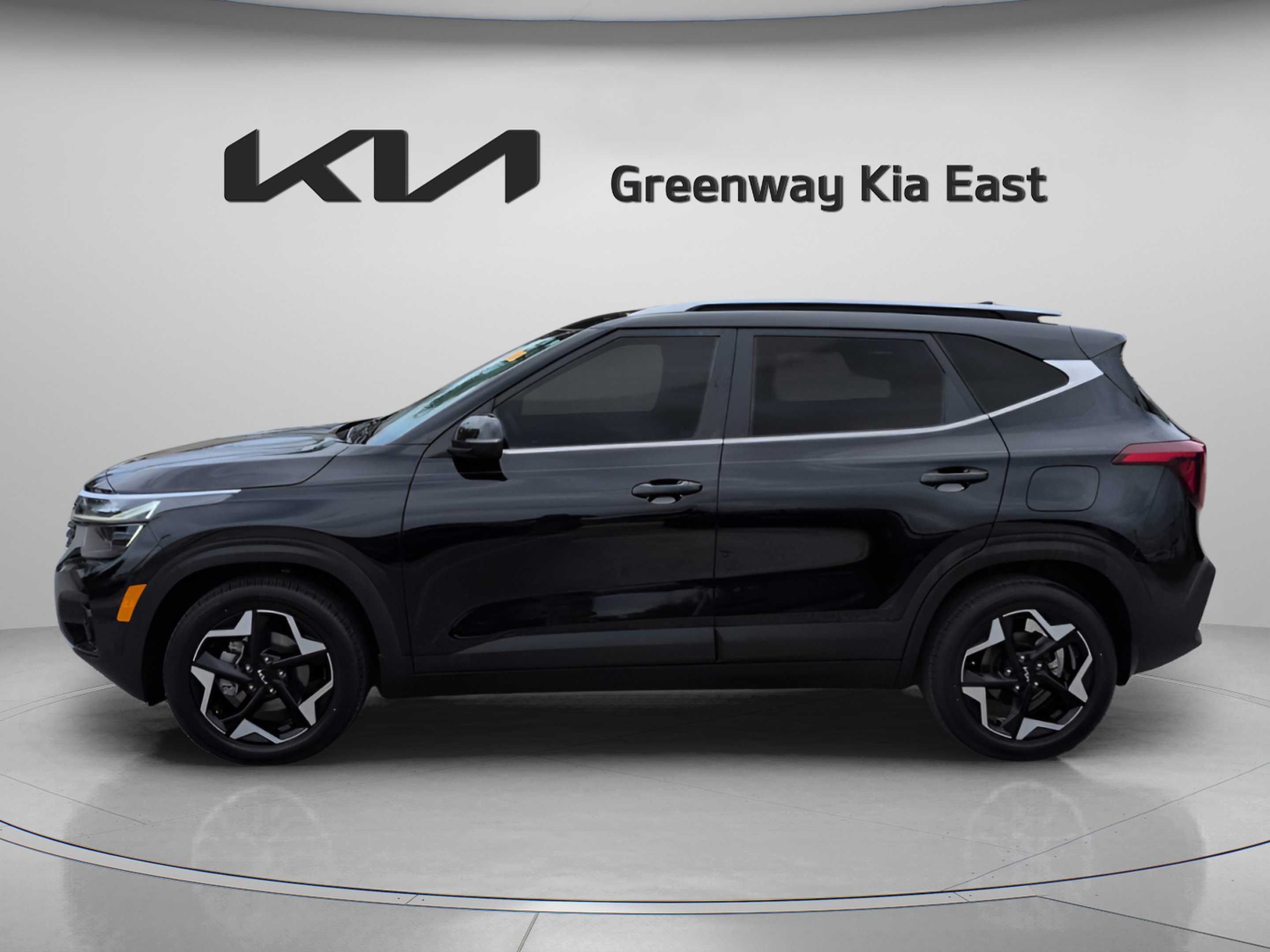 Certified Used 2024 Fusion Black Kia EX image 9