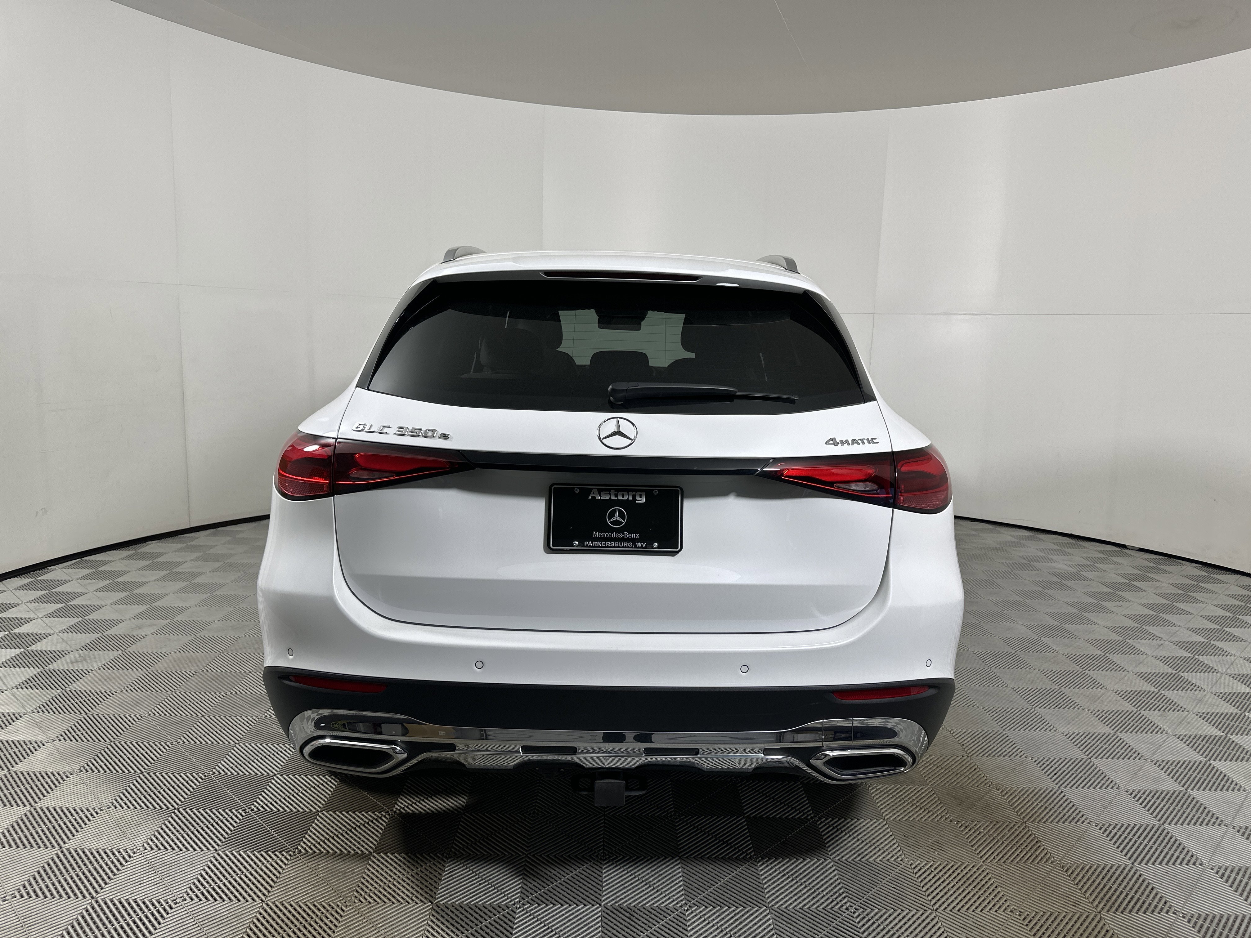 2025 Mercedes-Benz GLC Base - Photo 6