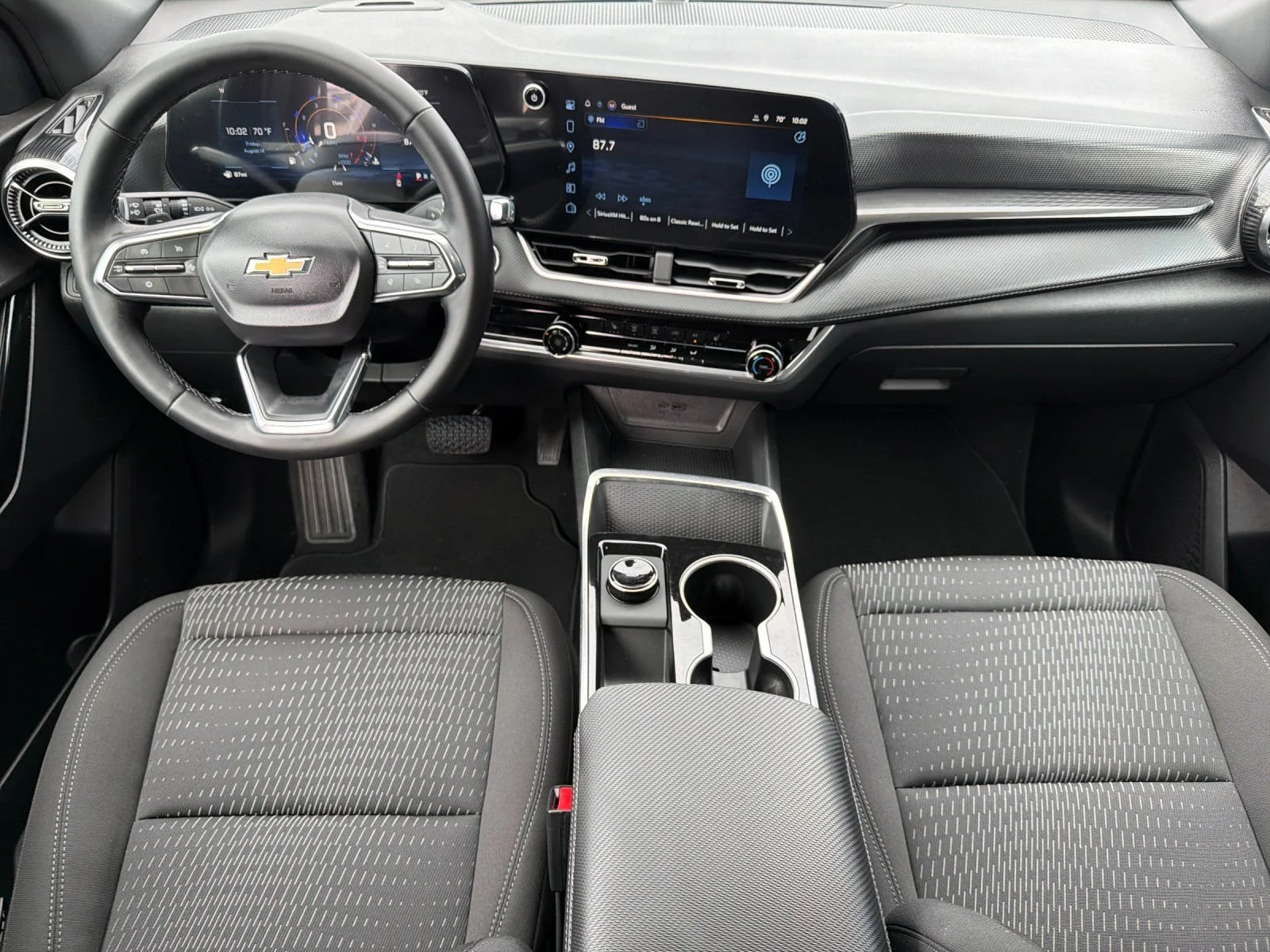2027 Chevrolet Equinox LT - Photo 12
