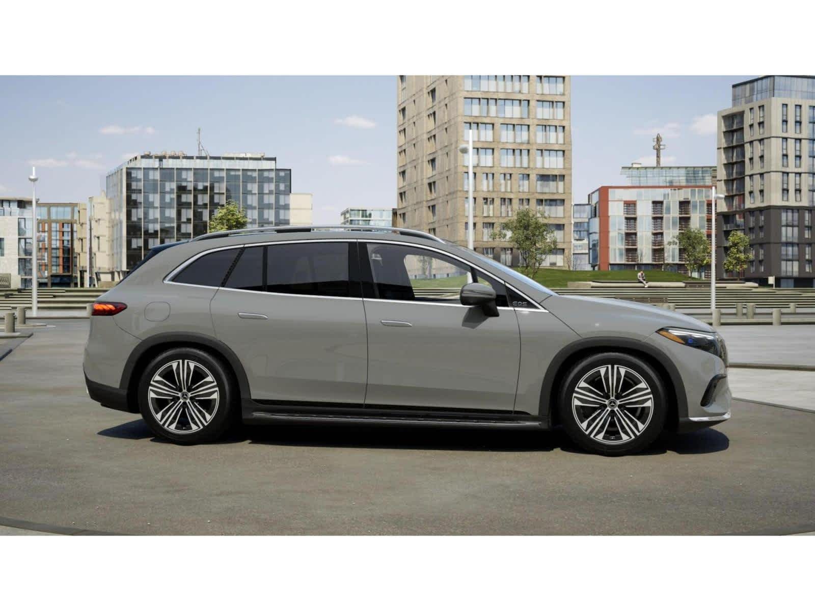 New 2027 MANUFAKTUR Alpine Grey Mercedes-Benz EQS 400 image 15