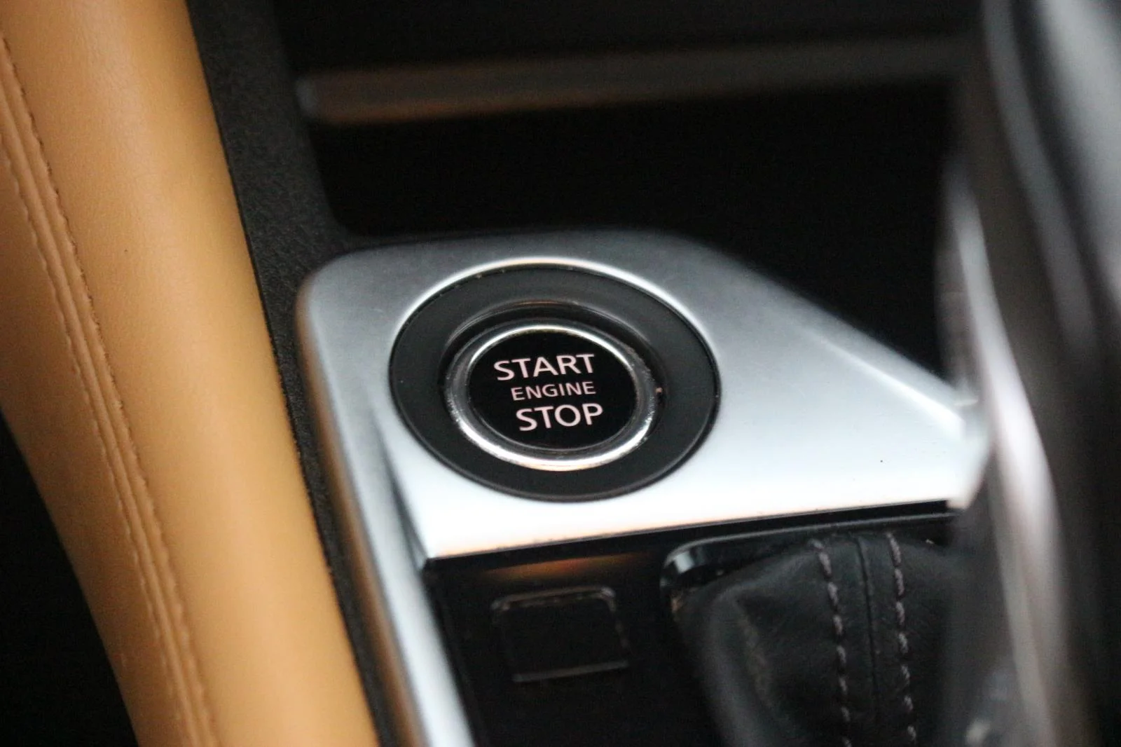Used 2023 Grey Nissan SV image 28