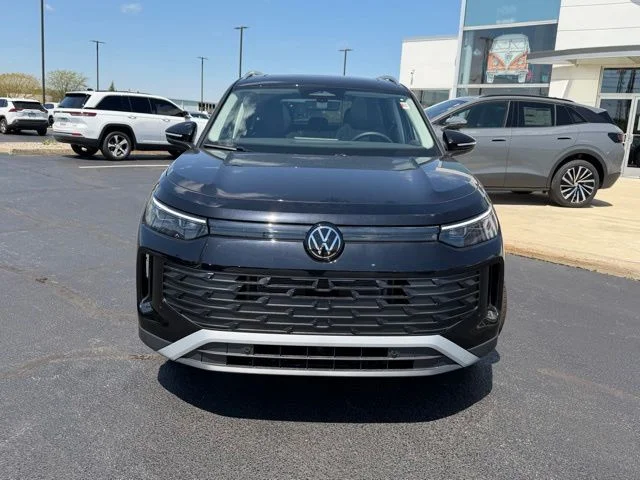 New 2026 Black Volkswagen 2.0T SE image 2