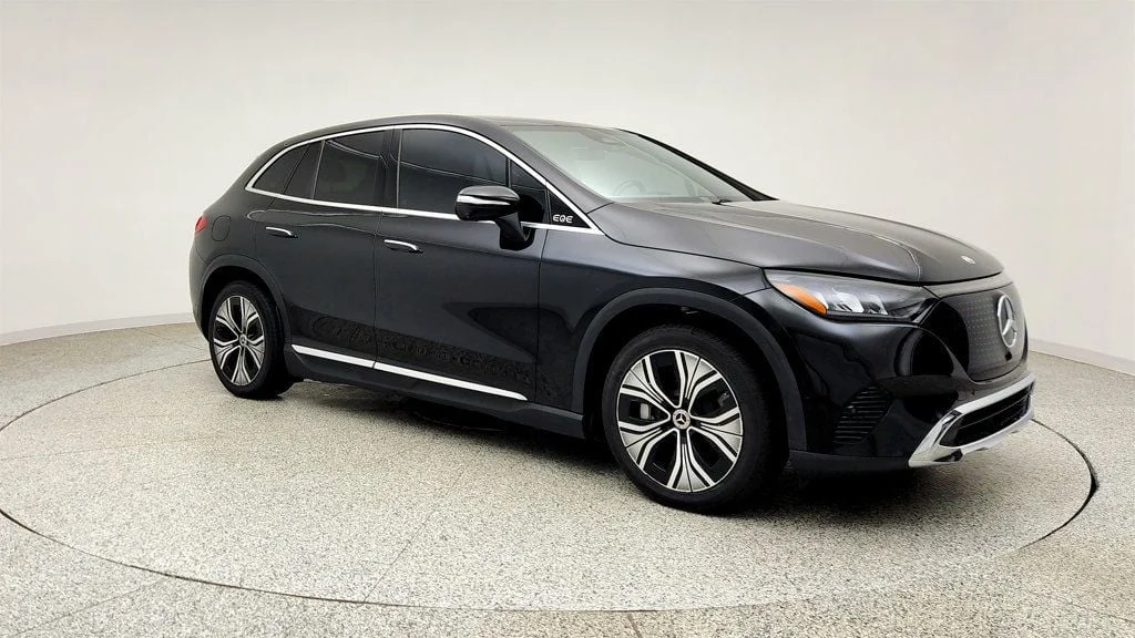 Used 2024 Obsidian Black Metallic Mercedes-Benz EQE 350+ SUV w/ Nappa Leather & Ventilated Seats image 3