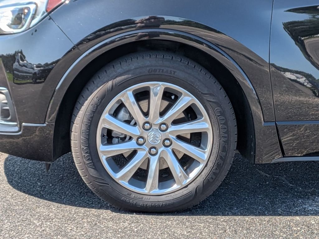 Used 2020 Black Buick Essence image 11