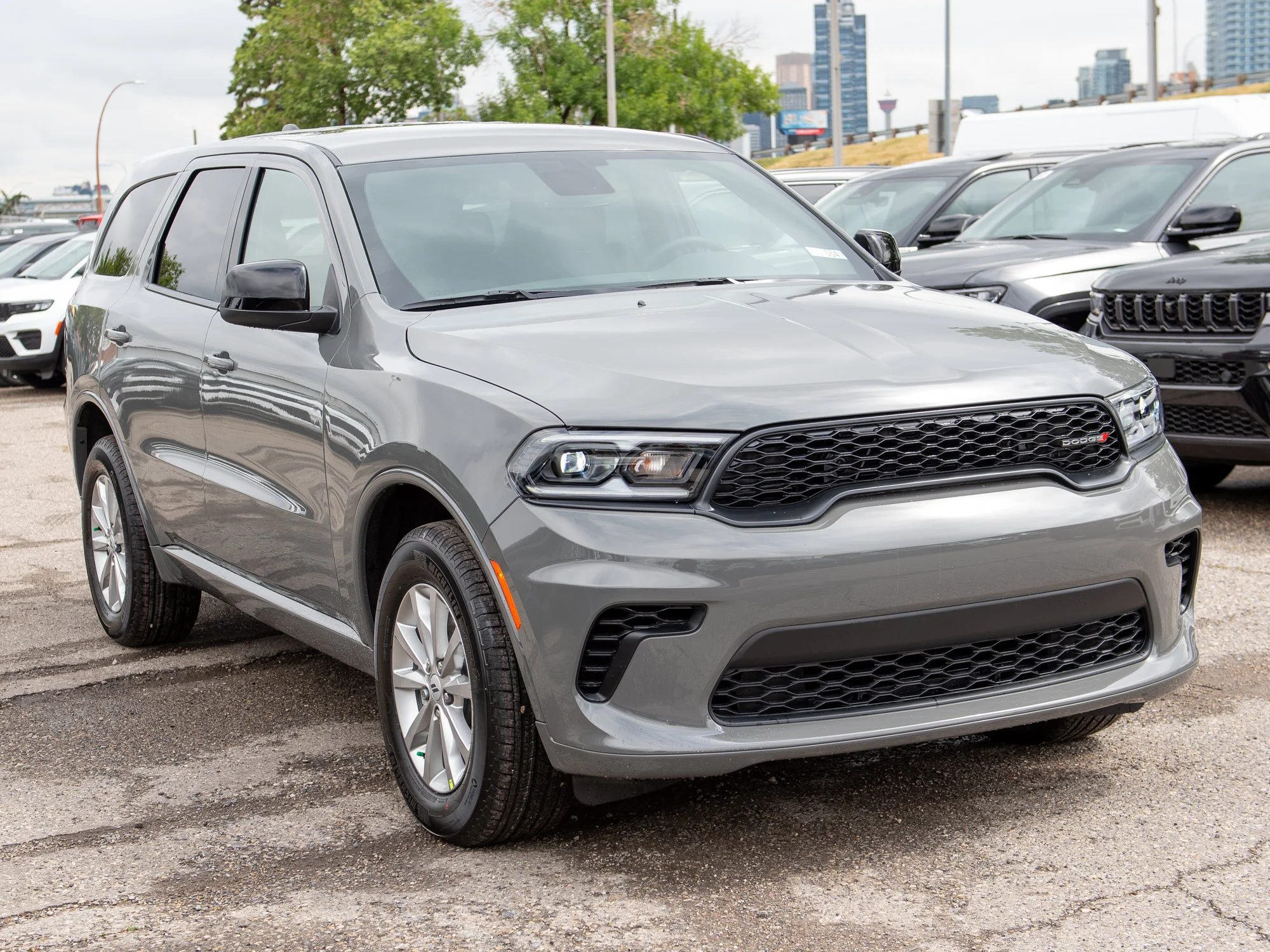 New 2026 Grey Dodge SXT* AWD, Heated Seats/Wheel, Remote Start, Navigation image 7