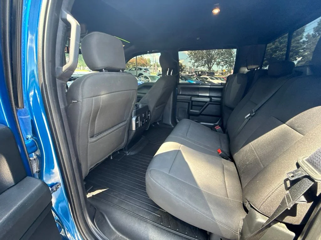 Used 2018 Blue Ford XLT image 14