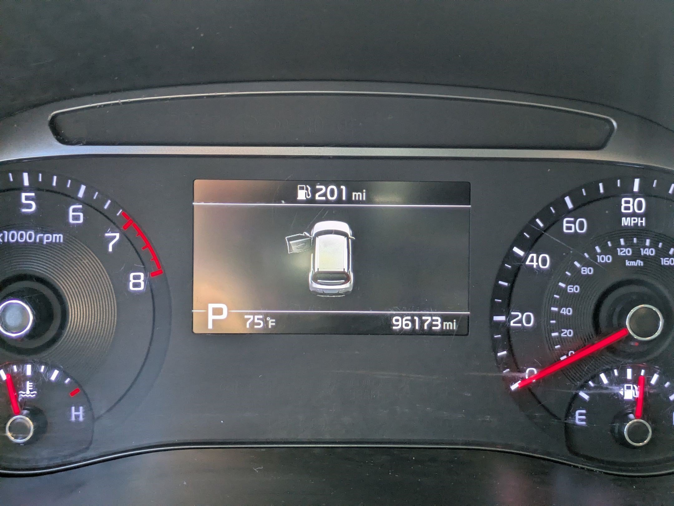 Used 2021 Snow White Pearl Kia Turbo image 20