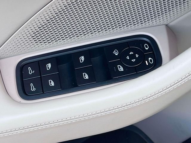 Used 2024 White Porsche 4 image 35