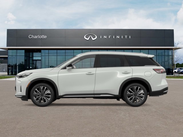 New 2026 RADIANT WHITE INFINITI Luxe AWD image 3