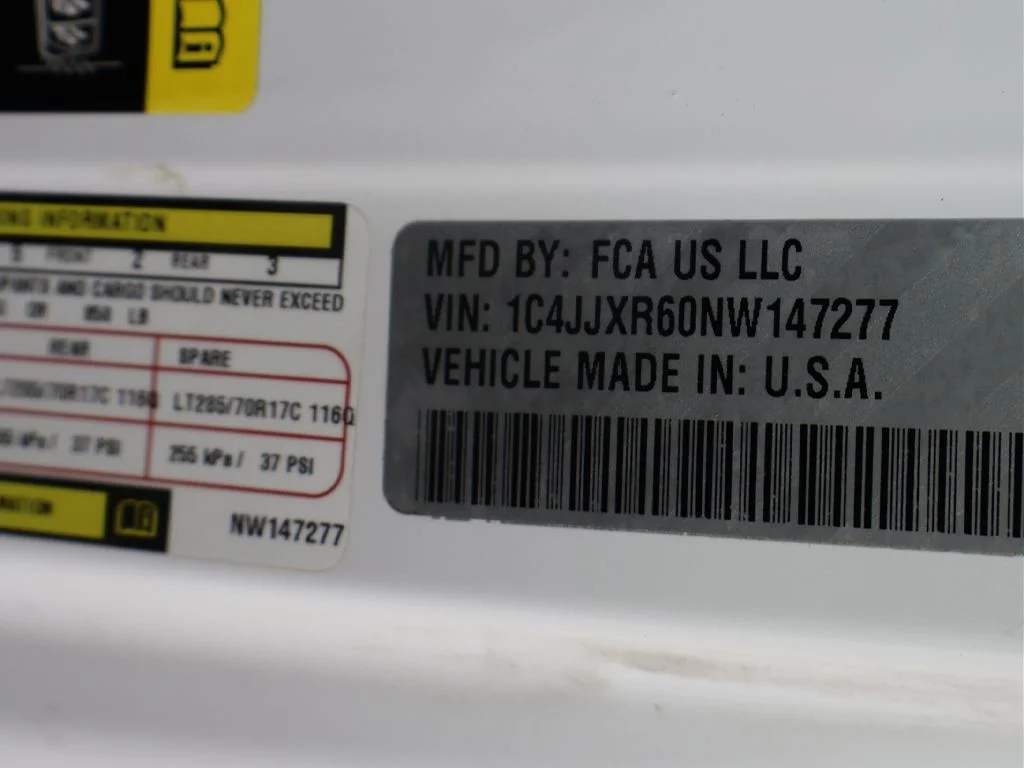 Used 2022 White Jeep Unlimited Rubicon 4xe image 62