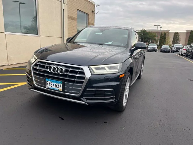 Used 2019  Audi 2.0T Premium Plus image 4