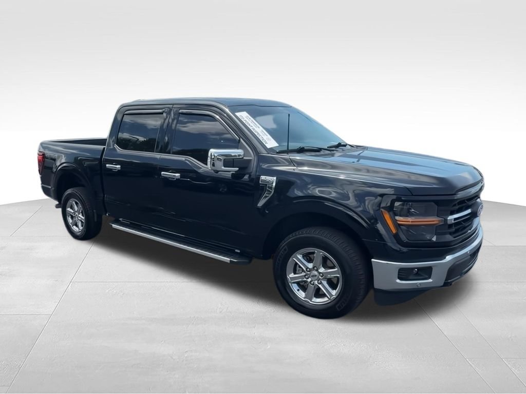 Used 2024 Black Ford XLT image 3
