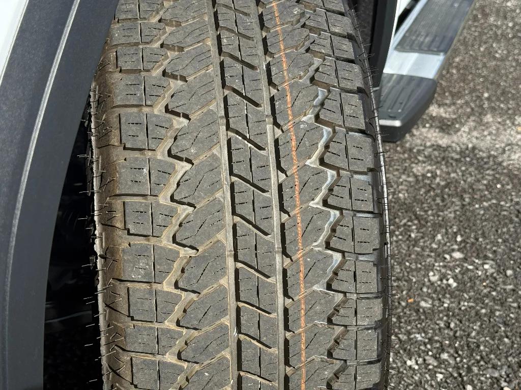 2026 GMC Sierra 1500 SLT - Photo 18