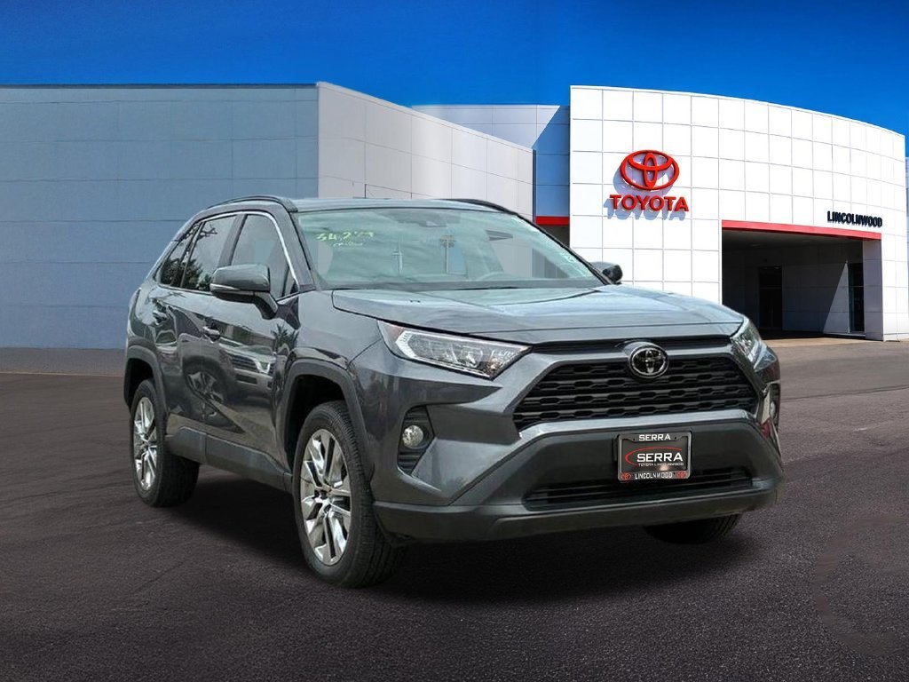 Used 2021 Gray Toyota XLE Premium image 10