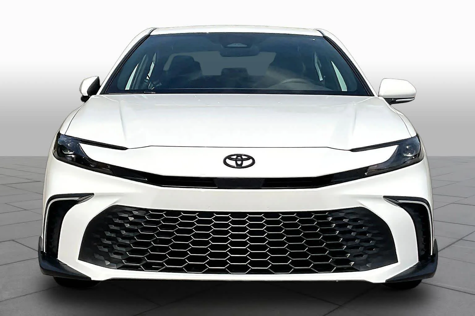 New 2026 Ice Cap Toyota SE image 3