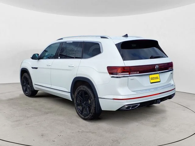 Used 2024 White Volkswagen 2.0T SEL Premium R-Line image 3