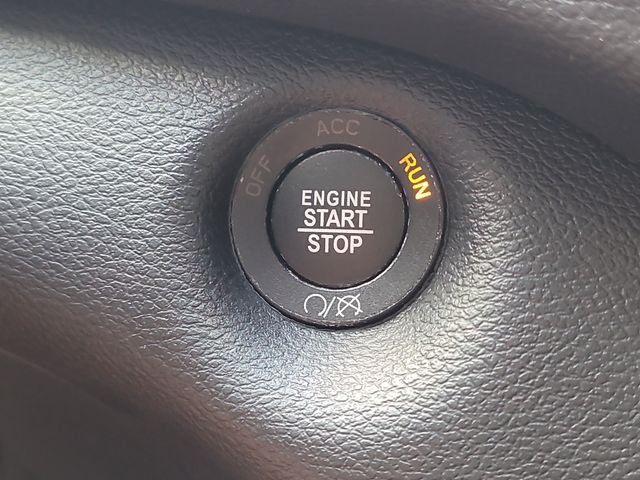 Used 2023 Blue Jeep Altitude image 28