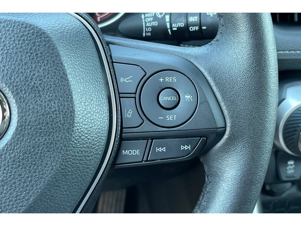 Used 2023 Midnight Black Metallic Toyota XLE Premium image 37