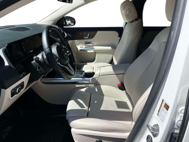 Certified Used 2023 White Mercedes-Benz GLA 250 image 16