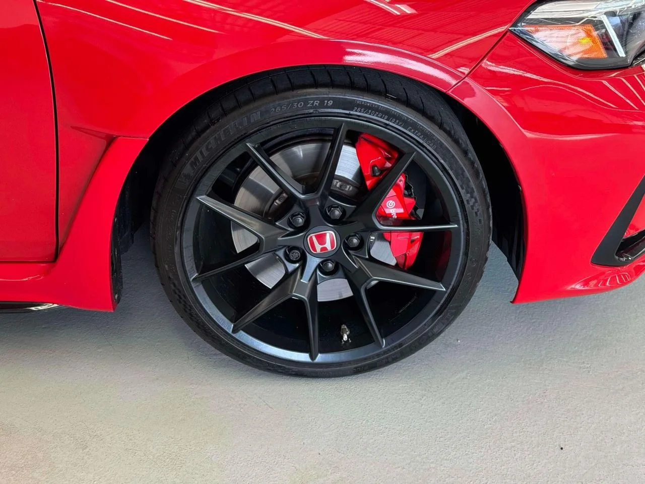 Used 2024 Rallye Red Honda  image 9