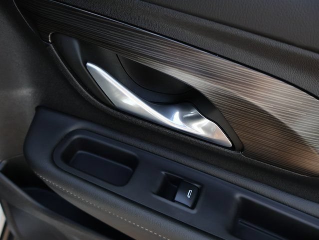2024 GMC Terrain SLT - Photo 14