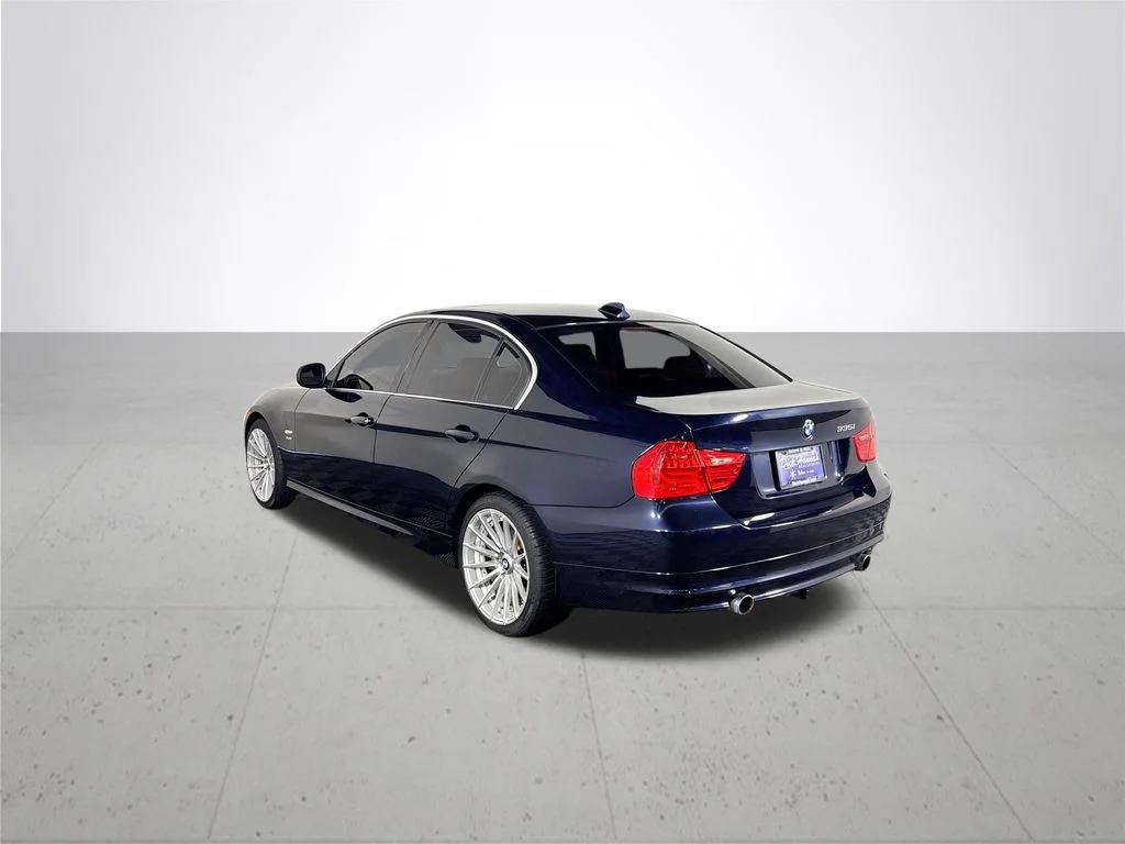 Used 2010 Blue BMW 335i xDrive image 8