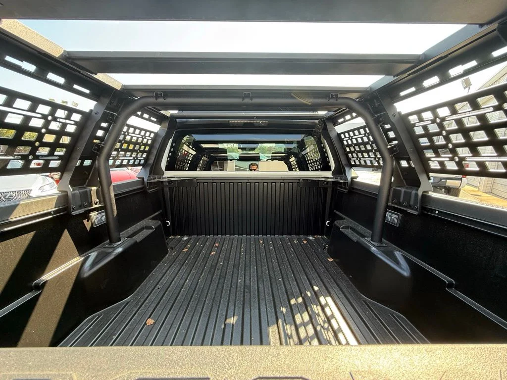 2025 Toyota Tacoma SR5 - Photo 9