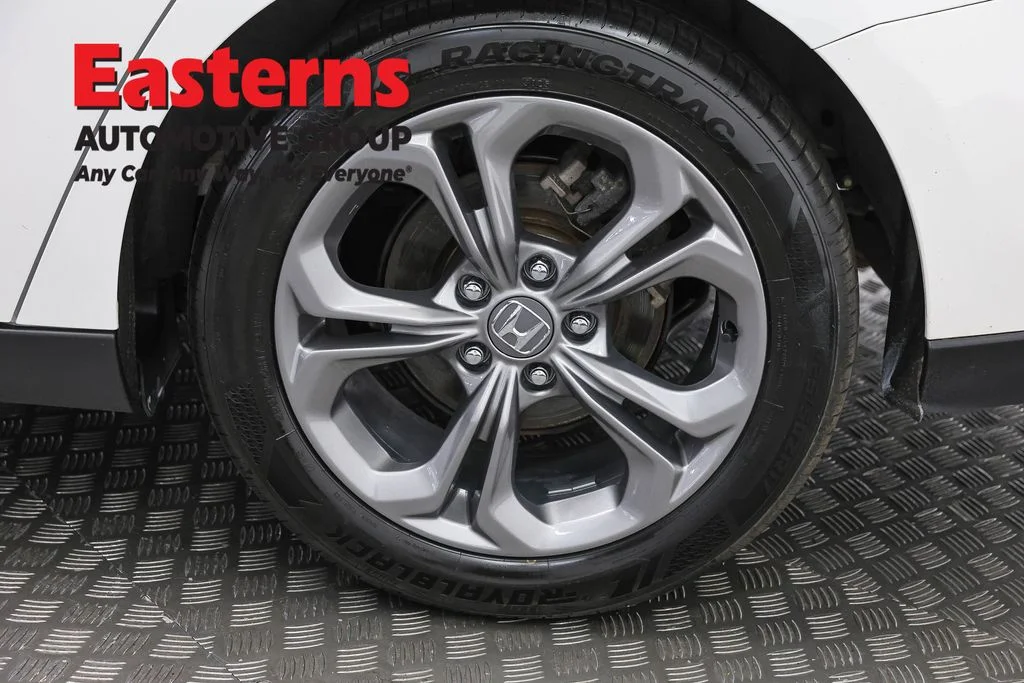 Used 2023 White Honda EX image 33