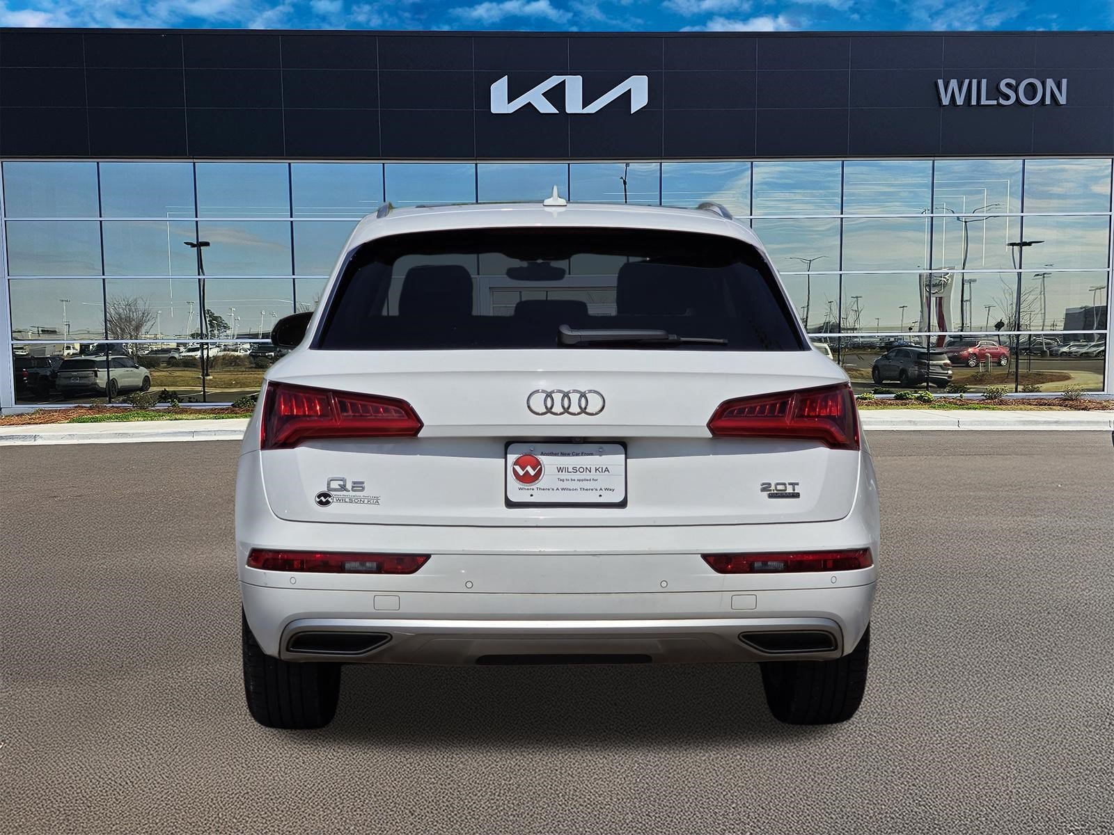 Used 2018 Ibis White Audi Tech Premium Plus image 5